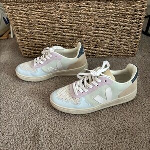 Veja sneakers